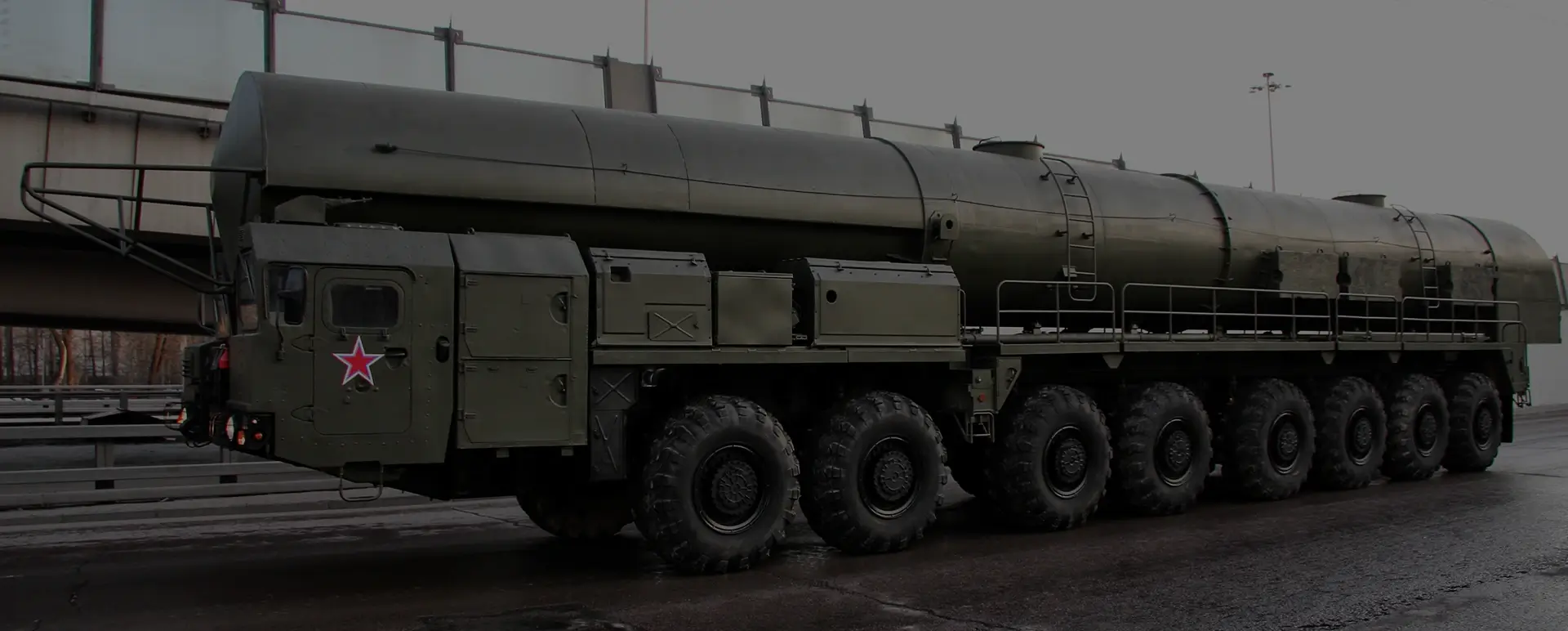 Заказать онлайн перевозку ракет военного назначения в городе Артёмовский (Уральский округ - Свердловская область)  грузовой платформой